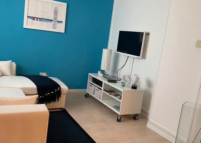 Grattacielo 23 * Cesenatico